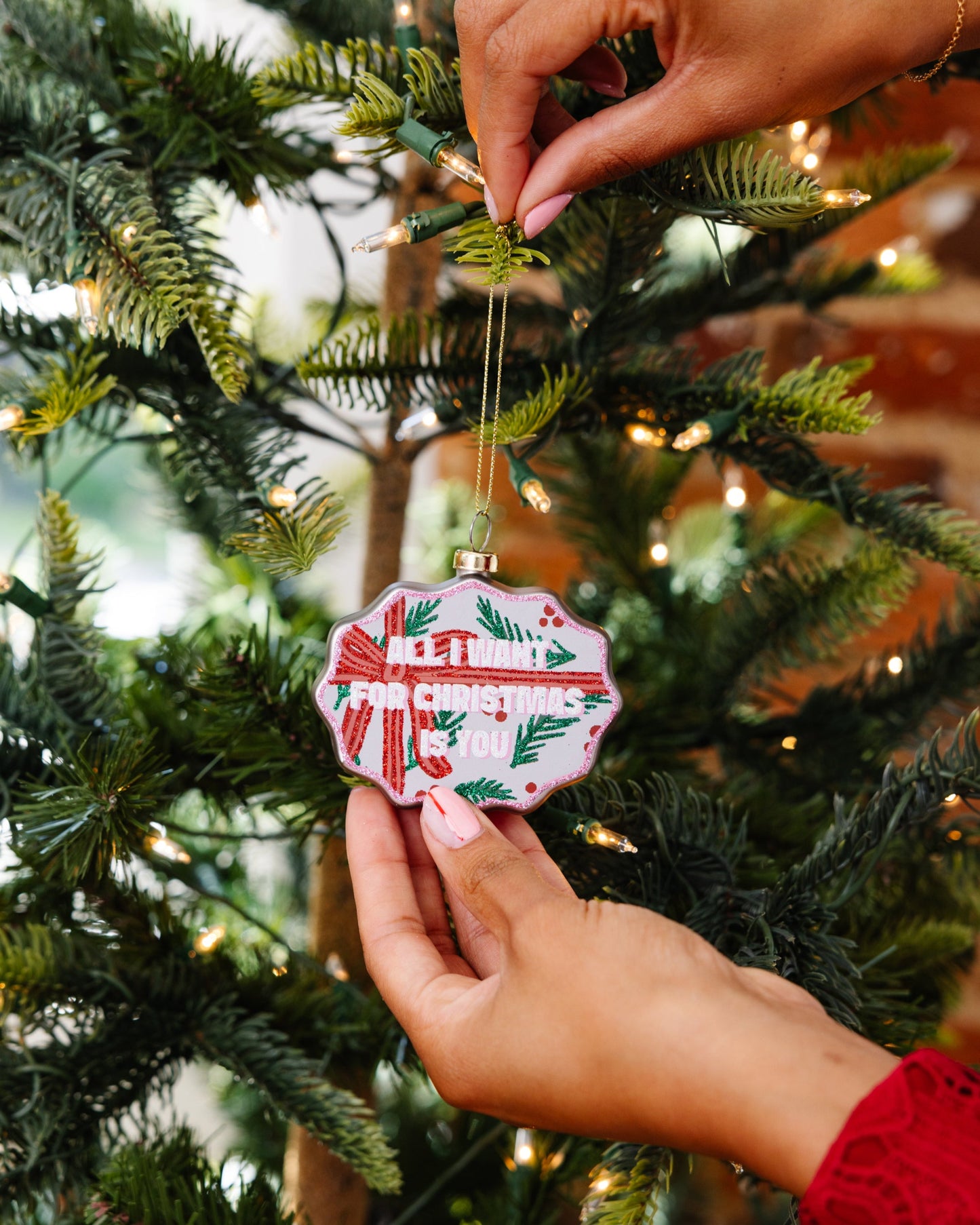 Scallop Ornament - All I Want for Xmas