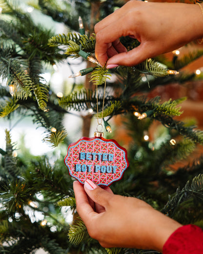 Scallop Ornament - Better Not Pout