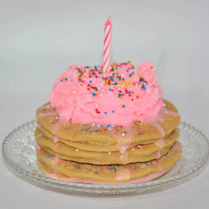 FUNFETTI STRAWBERRY MILK PANCAKE CANDLE